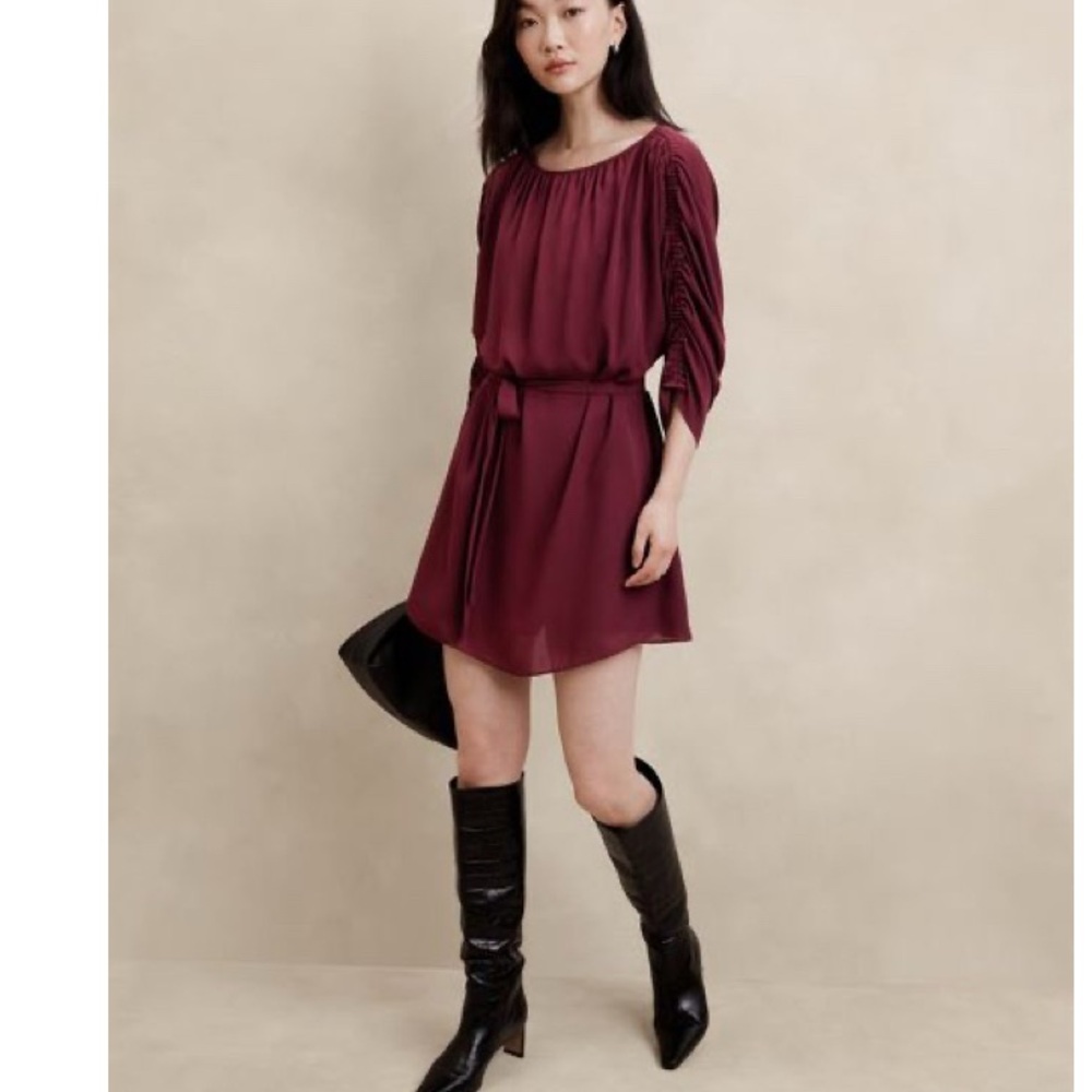 Banana Republic | Burgundy Long Sleeve Dress